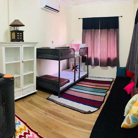 Baan Mae Somkid Homestay Сукотаи Экстерьер фото